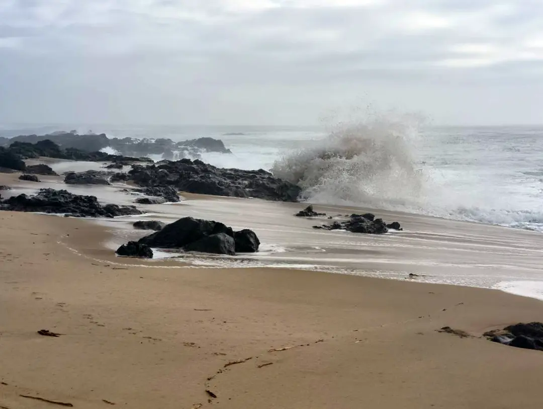 Brandung am Atlantik vor Villa Cha Portugal 2